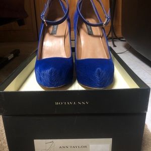 Ann Taylor wedge heels